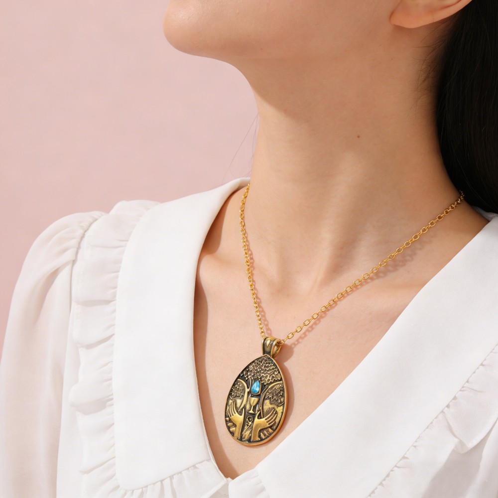 Vintage Game Pendant Necklace  - Vintage Gaming Accessories 리뷰 및 가격