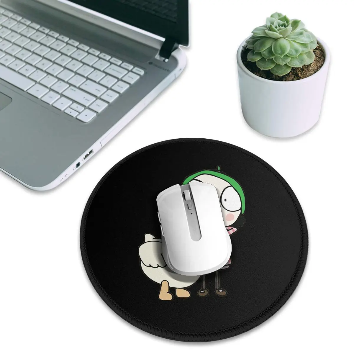 Sarah And Duck Having Fun Roun - Gaming Accessories To Have 리뷰 및 가격