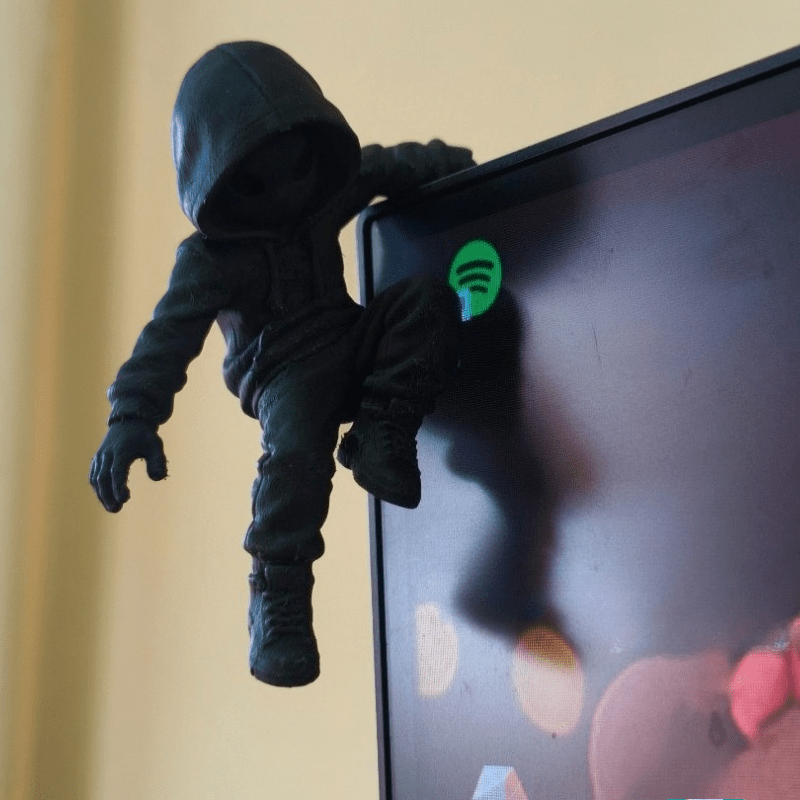 Climb Hoodie Alien Mini Statue - Vintage Gaming Accessories 리뷰 및 가격